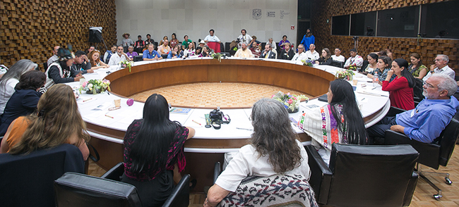 Reunion Mesa general del Foro